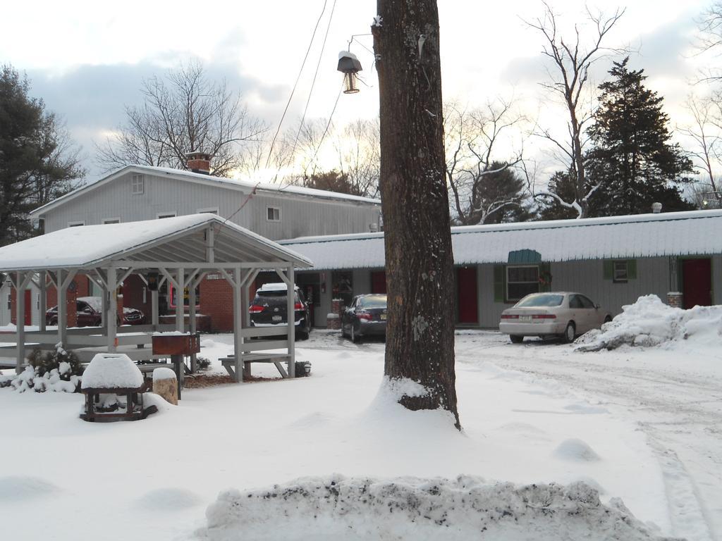 Flower Field Inn And Cottages Stroudsburg Exteriör bild